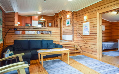 Petäjäinen: Chalet, Maison, Domicile, Batiments Jardin, Siding, Cabane En Rondins, Ferme, Biens, Cabanon, Cour