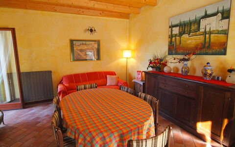 Casa Mulino: Pièce, Meubles, Propriété, Bâtiment, Design Intérieur, Chambre, Plafond, Immobilier, Table, Lit