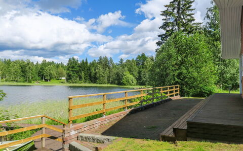 Suvela: Arbre, Paysage, Banque, Nuage, Lot Terre, Lac, Réservoir, Étang