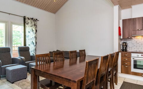 4 Seasons Hymy a: Voie Navigable, Banque, Cours D'Eau, Lac, Chalet, Forêt, Canal, Réservoir, Cabane En Rondins