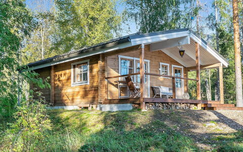 Lahdenpohja, Vaikon Loma 7: Bois, Chalet, Maison, Domicile, Zone Rurale, Toit, Siding, Cabane En Rondins, Porche, Batiments Jardin