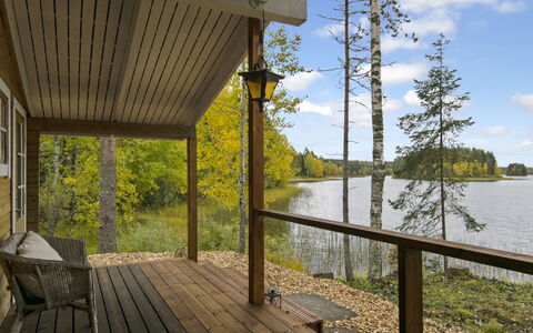 Lahdenpohja, Vaikon Loma 7: Bois, Porche, Sol, Design Intérieur, Sol, Plate-Forme, Plafond, Meubles, Dur, Tache De Bois