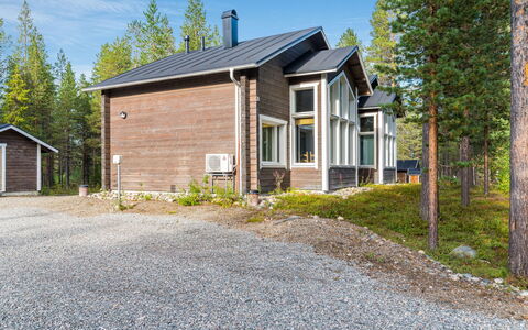 Levin Kaarna: Bois, Chalet, Cabane En Rondins, Forêt, Cabanon, Batiments Jardin, Mélèze, Des Bois, Tache De Bois