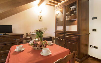 Logement:&nbsp;Montecorneo 250.5