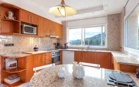 Fane: Comptoir, Propriété, Pièce, Meubles, Cuisine, Cabinetry, Bâtiment, Design Intérieur, Immobilier, Domicile