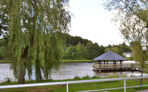 Les Terrasses du Lac: Arbre, Paysage Naturel, Voie Navigable, Étang, Banque, L'Eau, Rivière, Lac, Canal