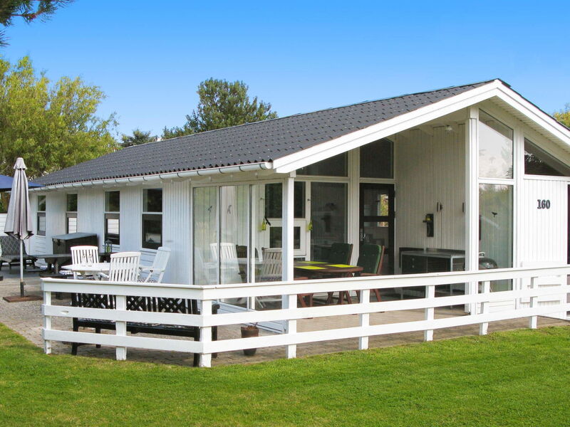 Pøt Strandby