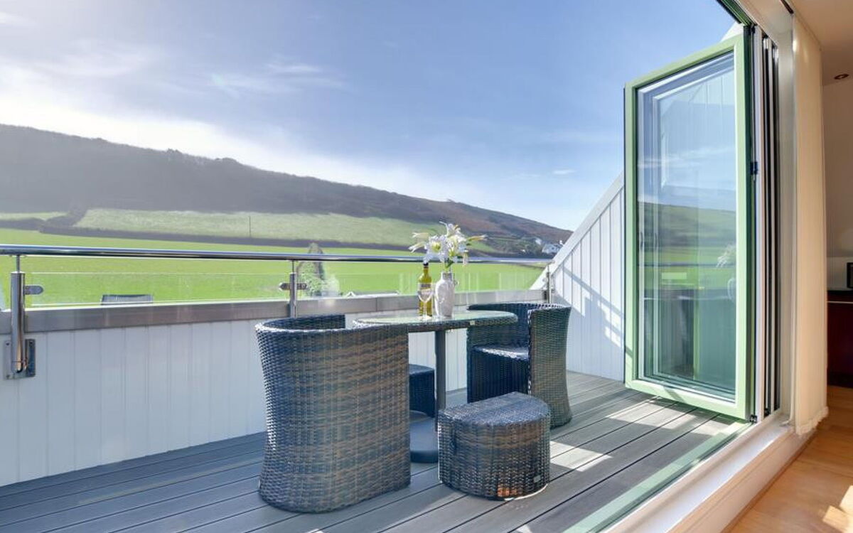 Penthouse At Pointview