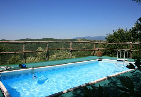 La Casina del Bosco: L'Eau, Ciel, Plante, Propriété, Piscine, Bâtiment, Bleu Azur, Botanique, Plan D'Eau, Rectangle