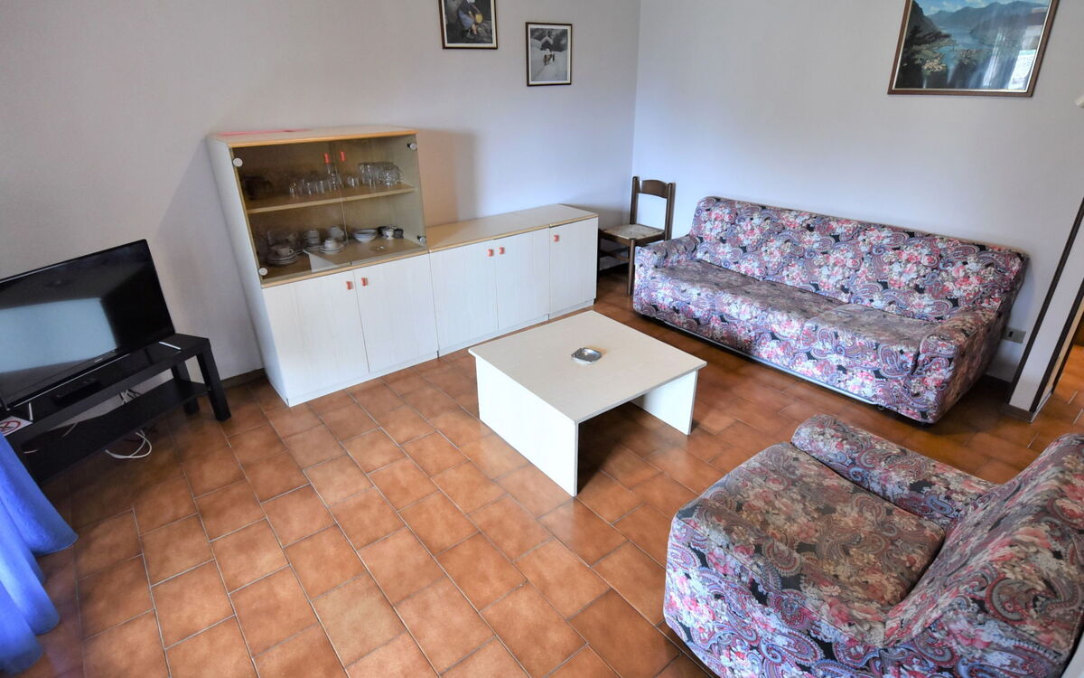 Logement:&nbsp;Elettra 100.3