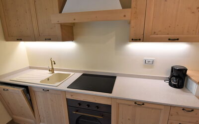 Logement:&nbsp;Elettra 100.4