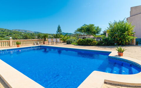 Can Josepot: L'Eau, Ciel, Plante, Jour, Propriété, Piscine, Bleu, Bleu Azur, Ombre, Arbre
