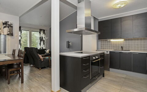 Kotokuusi 4: Chalet, Maison, Domicile, Batiments Jardin, Siding, Cabane En Rondins, Ferme, Biens, Cabanon, Cour