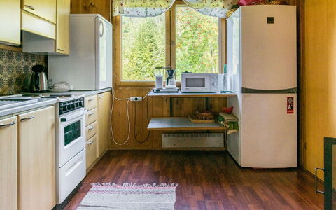 Saniainen 5: Arbre, Banque, Maison, Chalet, Lac, Étang, Forêt, Cabane En Rondins