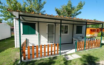 Lido Di Dante 200: Domicile, Maison, Propriété, Bâtiment, Immobilier, Chalet, Toit, Cour, Zone Résidentielle, Architecture