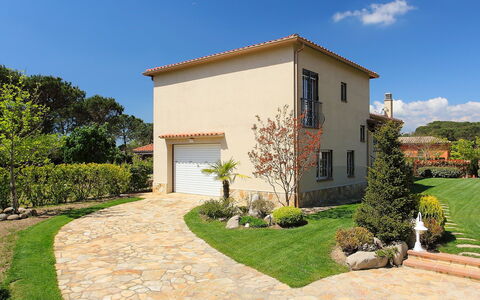 Marina: Propriété, Maison, Domicile, Immobilier, Bâtiment, Zone Résidentielle, Lot Terre, Biens, Façade, Architecture