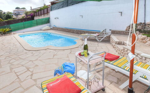 Figaro: Propriété, Piscine, Vacances, L'Eau, Maison, Loisir, Immobilier, Recours, Bâtiment, Pièce