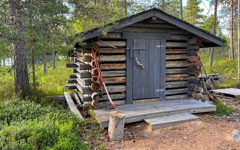 Nanguvilla: Bois, Chalet, Cabane En Rondins, Forêt, Cabanon, Batiments Jardin, Mélèze, Des Bois, Tache De Bois