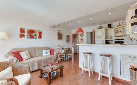 Logement:&nbsp;Village de Silhouette 131.4
