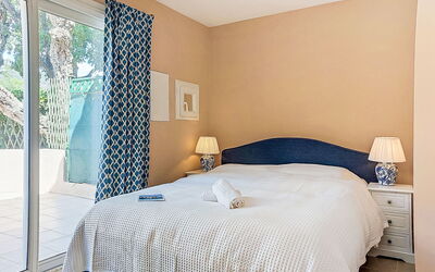 Logement:&nbsp;Village de Silhouette 131.9