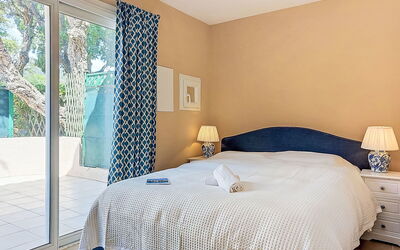Logement:&nbsp;Village de Silhouette 131.9