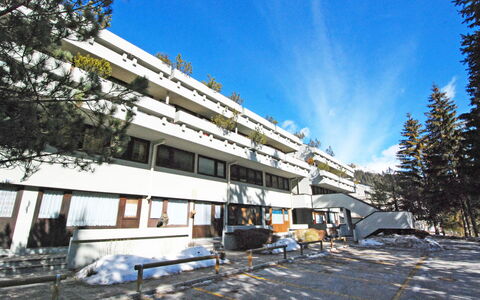 Canazei 200: Ciel, Bâtiment, Nuage, Arbre, Ombre, Maison, Bois, Façade, Paysage, Toit