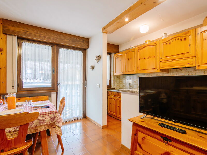 Logement:&nbsp;Apt 18 270.18