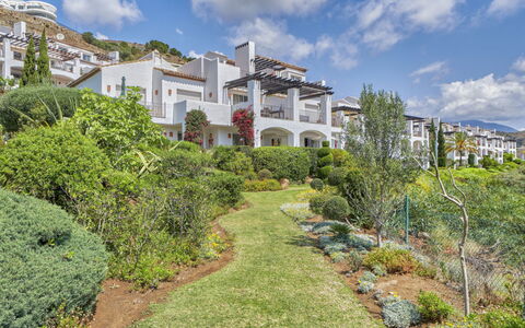 Altos de la Quinta: Plante, Nuage, Ciel, Propriété, Communauté Des Plantes, Bâtiment, La Nature, Paysage Naturel, Lot Terre, Végétation