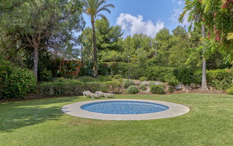 Altos de la Quinta: Plante, Ciel, Nuage, Arbre, Lot Terre, Paysage Naturel, Herbe, Espace Public, Paysage, Arecales