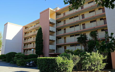 Les Sables: Zone Résidentielle, Propriété, Bâtiment, Appartement, Architecture, Condominium, Immobilier, Usage Mixte, Quartier, Maison