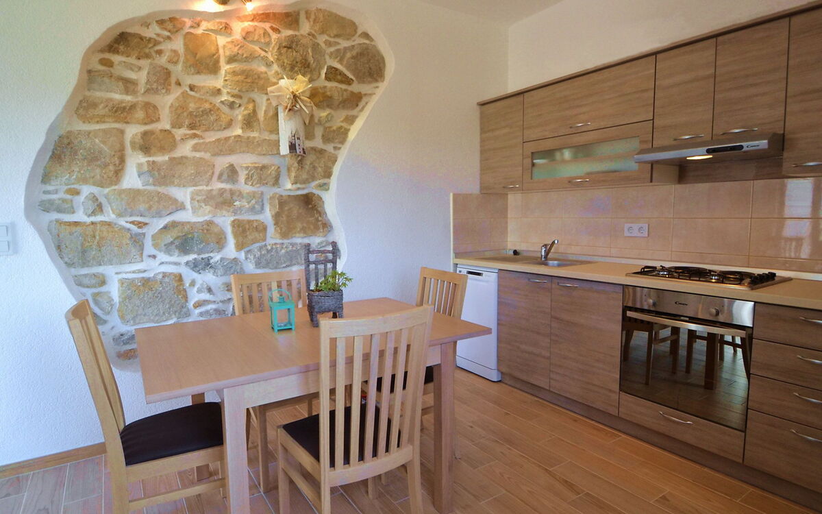 Logement:&nbsp;Tennis 182.1