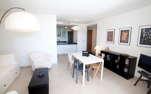Altea 49: Pièce, Propriété, Meubles, Design Intérieur, Bâtiment, Table, Maison, Plafond, Sol, Salle À Manger