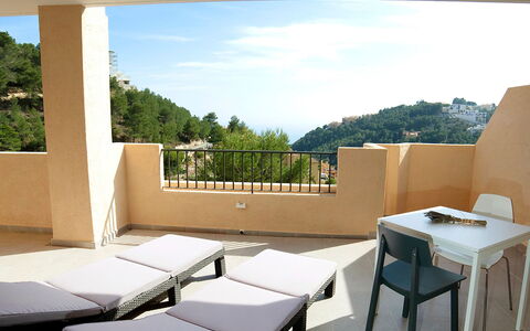 Altea 49: Propriété, Pièce, Meubles, Maison, Design Intérieur, Bâtiment, Table, Immobilier, Architecture, Ombre
