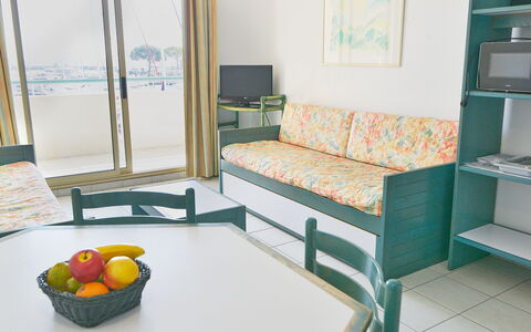 Fréjus 560: Meubles, Appartement, Chaise, Ombre, Recours, Hôtel, Balcon