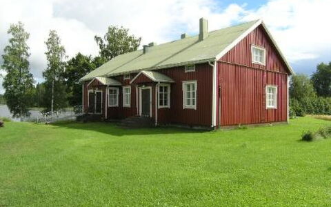 Mykkälä: Bois, Chalet, Tache De Bois, Dur, Cabane En Rondins, Planche, Plafond, Matériau Naturel, Lumber, Batiments Jardin