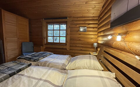 Birdieferienhaus: Fenêtre, Bâtiment, Bois, Design Intérieur, Architecture, Maison, Dur, Confort, Teintes Et Ombres, Faisceau