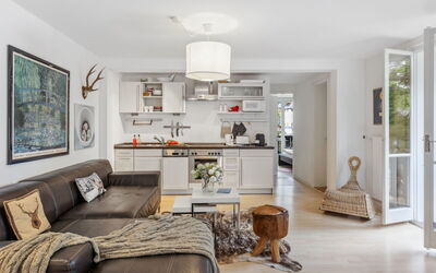 Logement:&nbsp;Bristol Apt.s 12.2