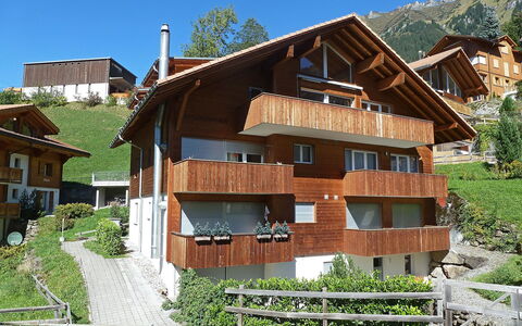 Wengen 22: Propriété, Maison, Bâtiment, Architecture, Domicile, Immobilier, Zone Résidentielle, Façade, Bois, Toit