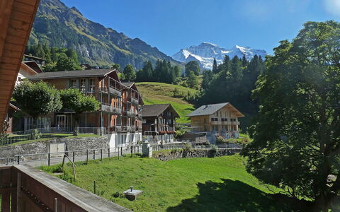 Roossihuus Apt.s: Montagnes Relief, Montagne, Village De Montagne, Chaîne De Montagnes, Station De Montagne, Alpes, Propriété, Ciel, Maison, Ville
