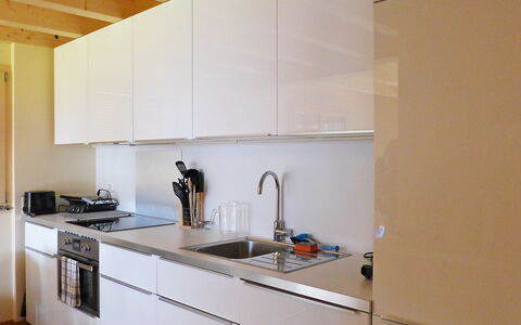 Bab Port Apt. 03: Comptoir, Pièce, Propriété, Cuisine, Cabinetry, Meubles, Design Intérieur, Bâtiment, Maison, Cuisinière