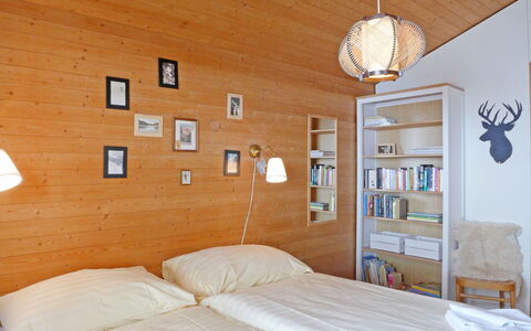 Bergkristall Apt. P: Chambre, Pièce, Meubles, Lit, Propriété, Plafond, Design Intérieur, Drap De Lit, Mur, Cadre De Lit
