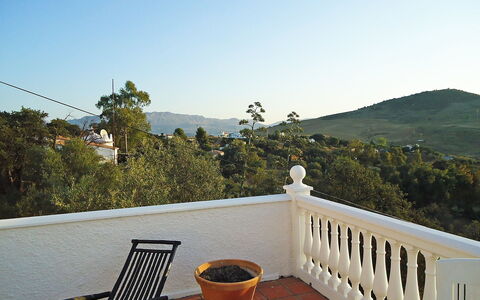 Pendle Heights: Propriété, Plate-Forme, Immobilier, Balcon, Maison, Ciel, Domicile, Balustrade, Pièce, Vacances