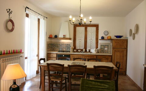 Casa Clementina: Pièce, Meubles, Propriété, Design Intérieur, Bâtiment, Salle À Manger, Plafond, Table, Maison, Sol