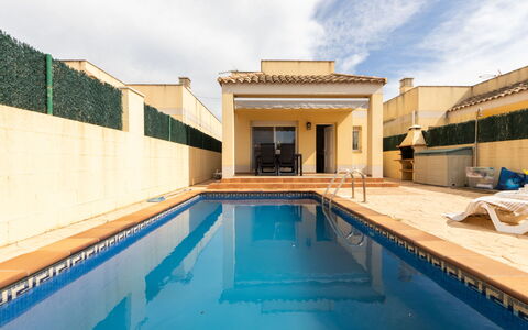 Flamenc 2: Piscine, Composite, Biens, Ombre, Villa, Caractéristique De L'Eau, Recours, Tuile, Hôtel, Eco Hôtel