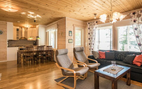 Kärkiniemi: Bois, L'Hiver, Neige, Domicile, Chalet, Gelé, Siding, Cabane En Rondins, La Glace