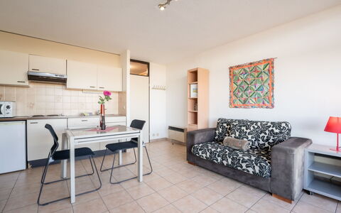 Logement:&nbsp;Studio 705 with Seaview 410.9