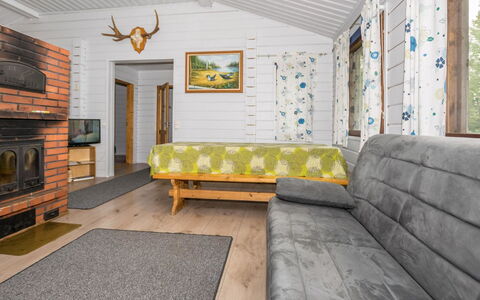Aurinkoranta: Domicile, Chalet, Toit, Biens, Ombre, Ferme, Pelouse, Aménagement Paysager, Jardin, Cour