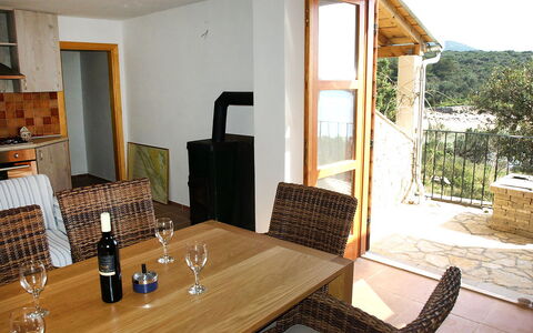 Jure: Propriété, Pièce, Bâtiment, Meubles, Maison, Table, Design Intérieur, Immobilier, Villa, Salle À Manger