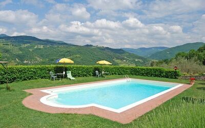 Paolo: Piscine, Propriété, Paysage Naturel, Herbe, Maison, Loisir, Biens, Immobilier, Villa, Eco Hôtel