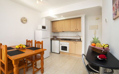 Logement:&nbsp;Coral Beach 03 958.3